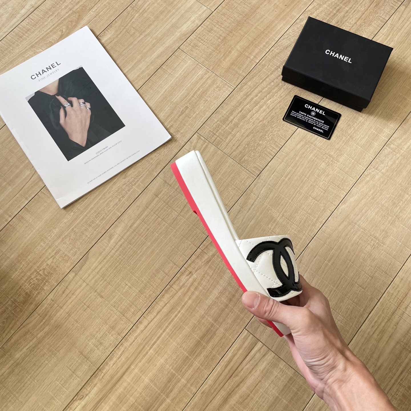 כפכפים שאנל – תמונה 17