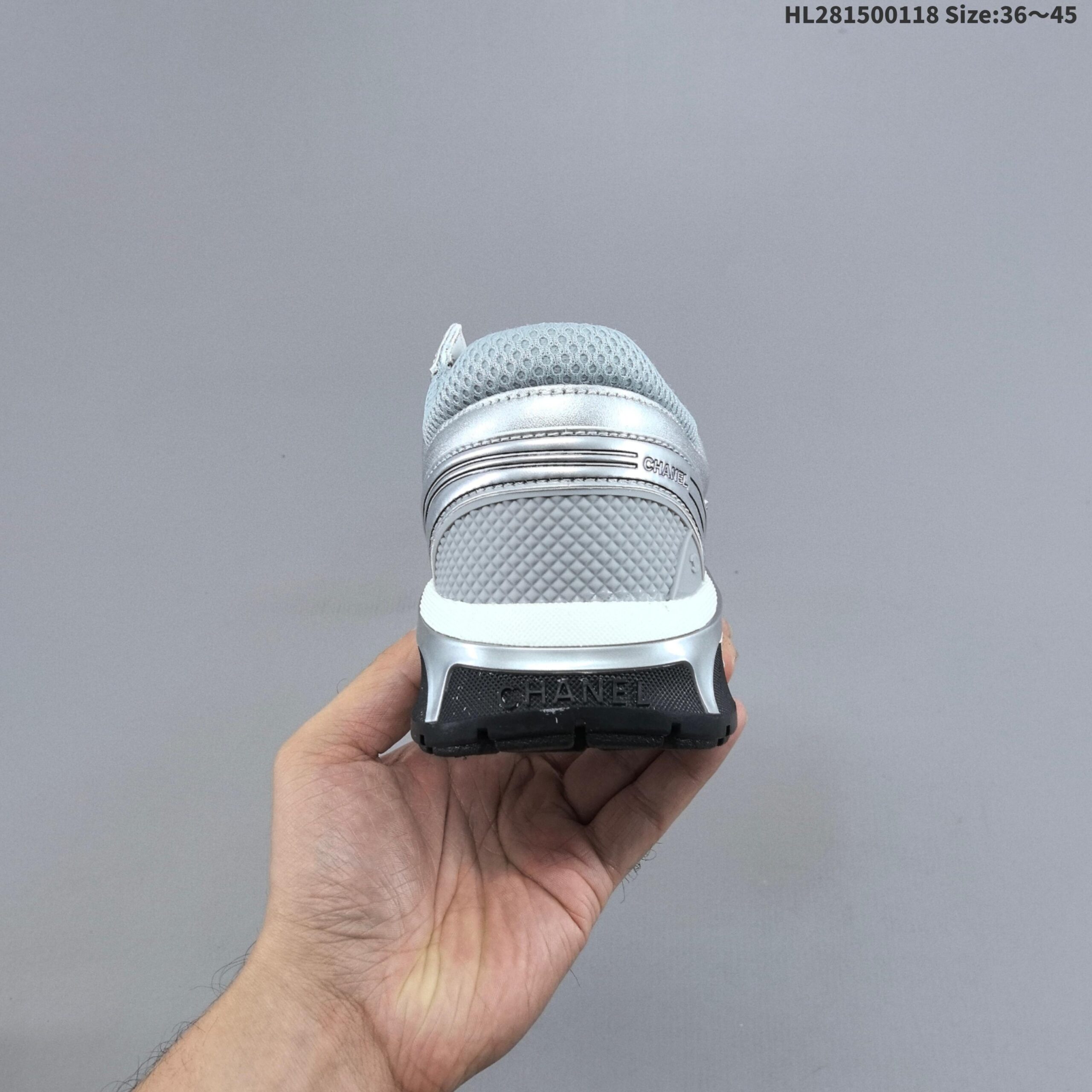 סניקרס שאנל – תמונה 14