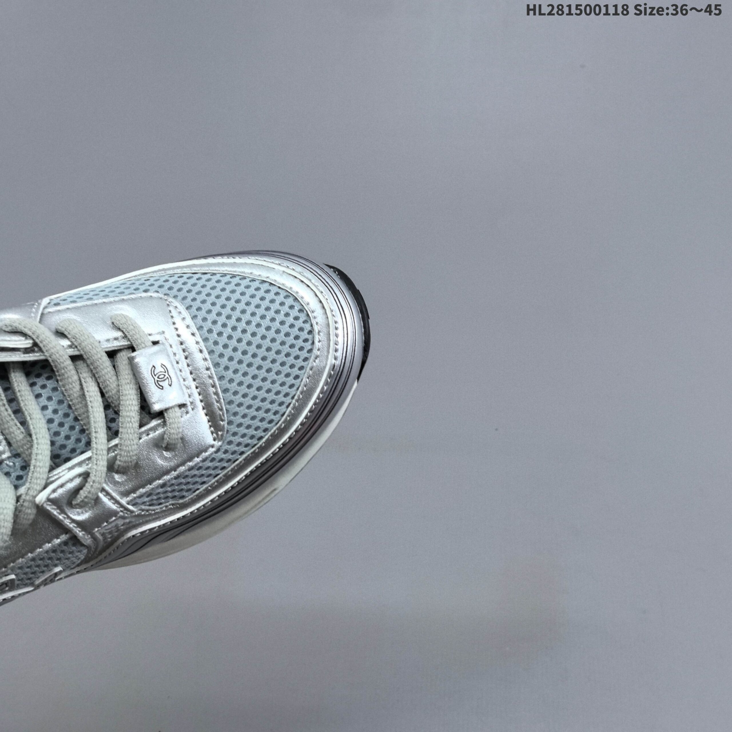 סניקרס שאנל – תמונה 16