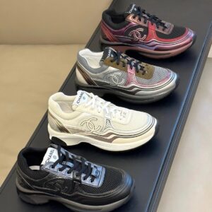 סניקרס שאנל