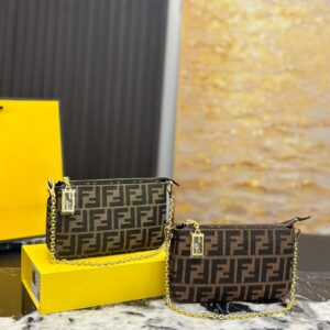 תיק כתף פנדי