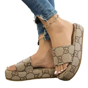 כפכפים גוצי