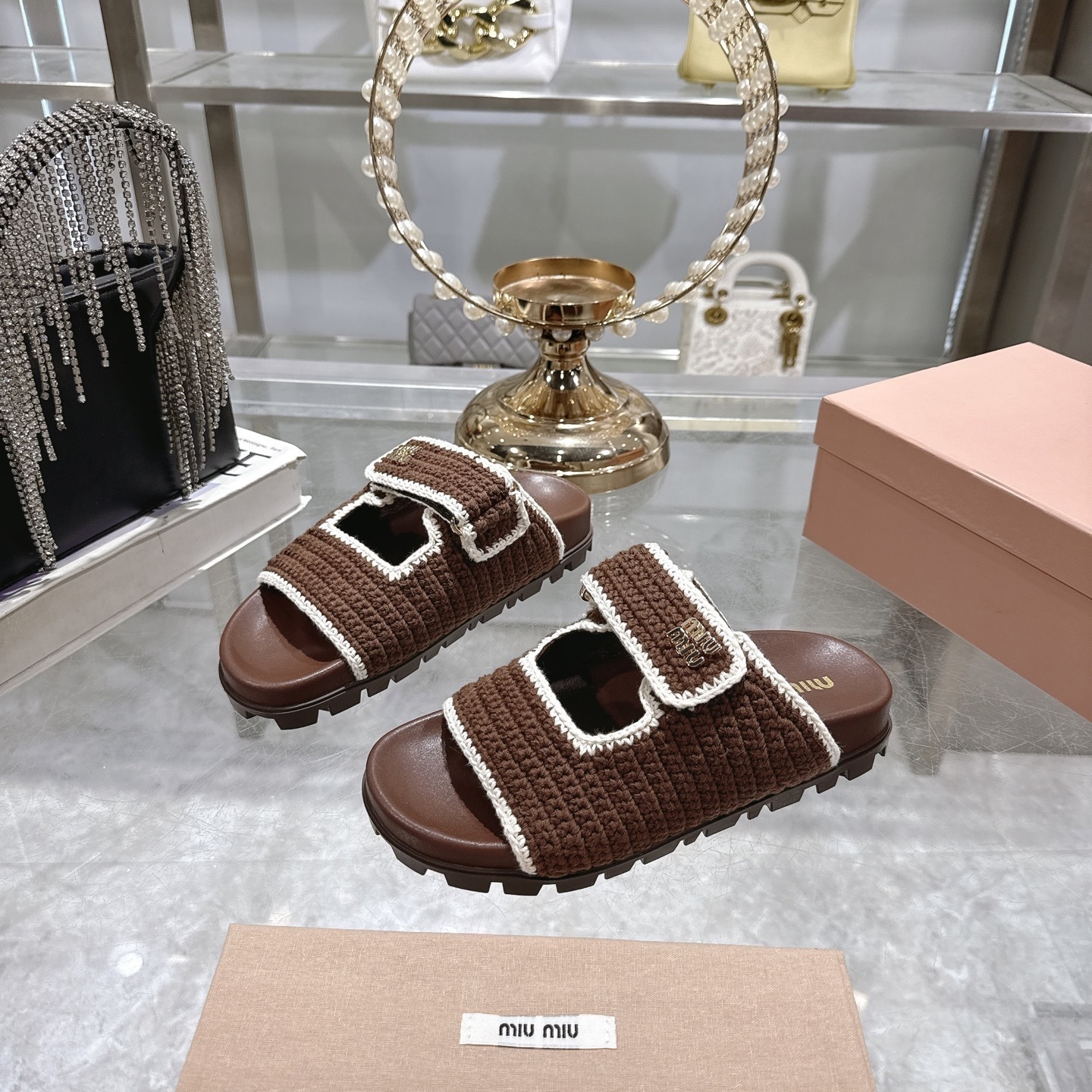 כפכפים מיו מיו – תמונה 10