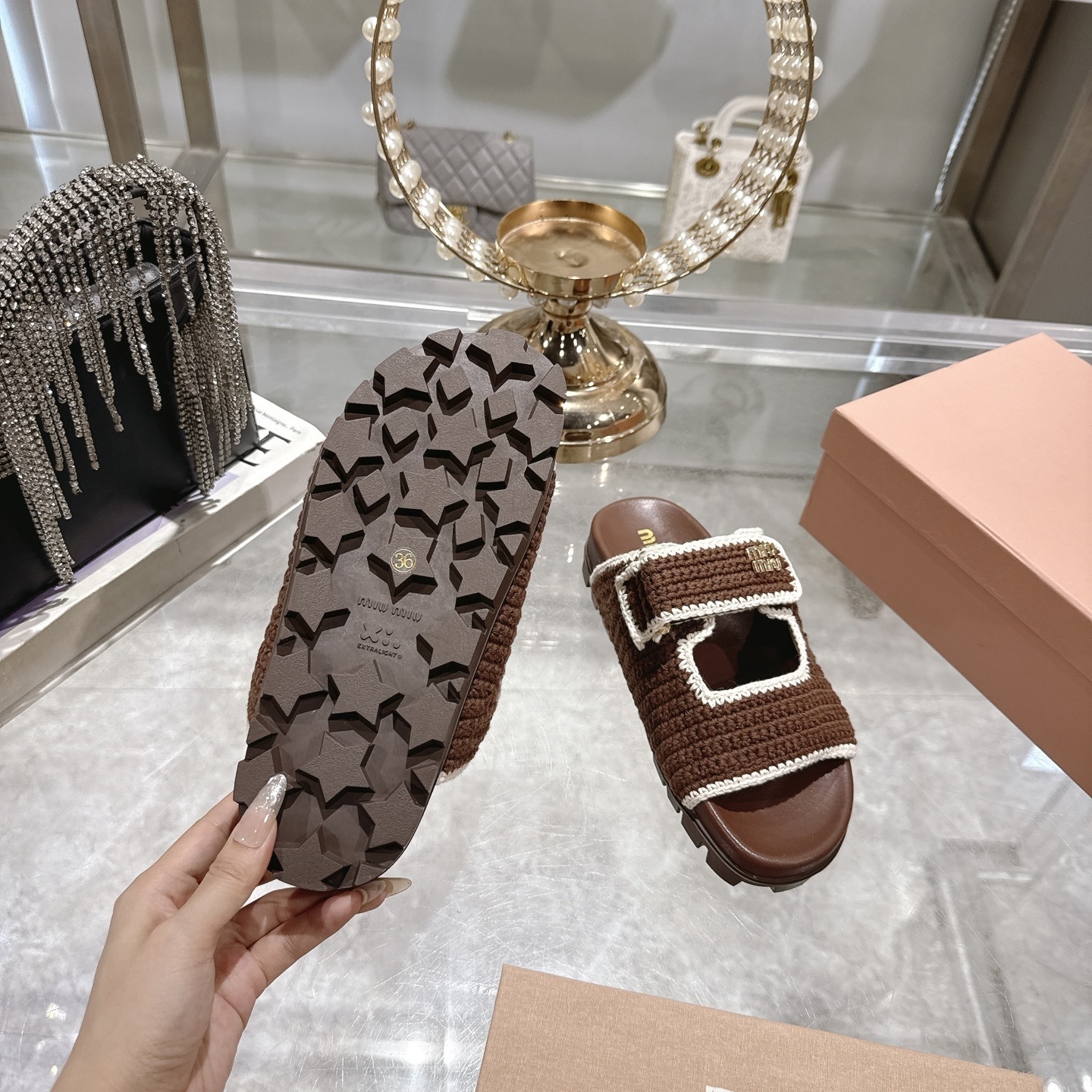 כפכפים מיו מיו – תמונה 9