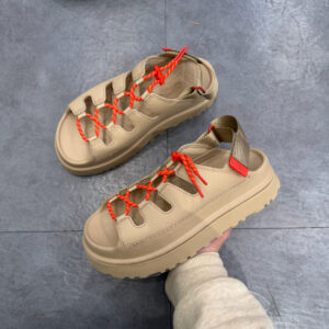 סנדלים UGG חדשים