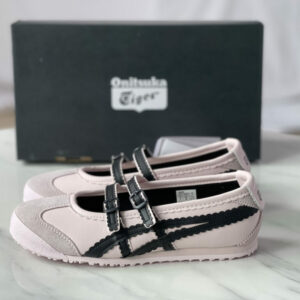 נעלי בובה אסיקס tiget