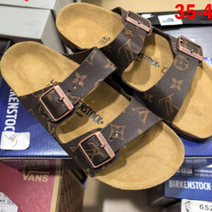 כפכפים בירקנשטוק אריזונה