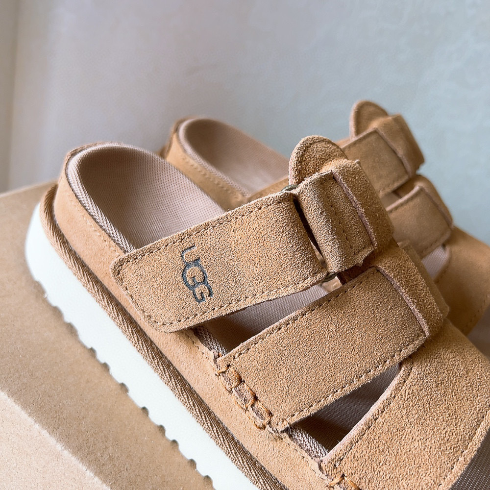 כפכפים גולדן סטאר UGG – תמונה 8