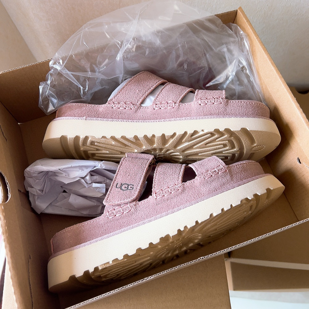 כפכפים גולדן סטאר UGG – תמונה 13