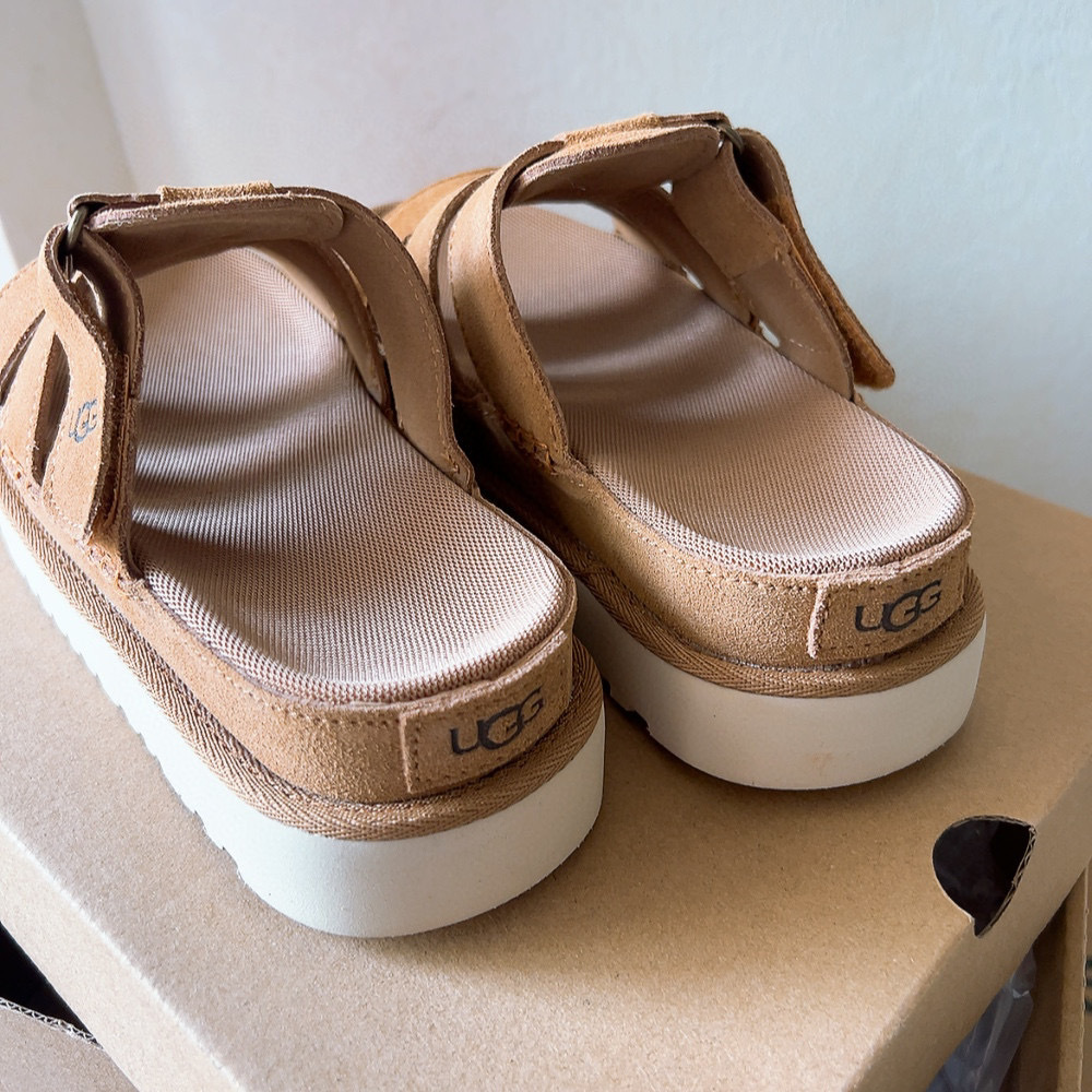 כפכפים גולדן סטאר UGG – תמונה 12