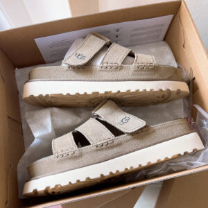 כפכפים גולדן סטאר UGG