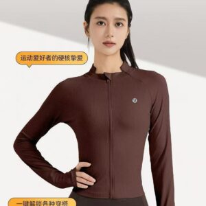 ג'קט ספורטיבי לולו למון