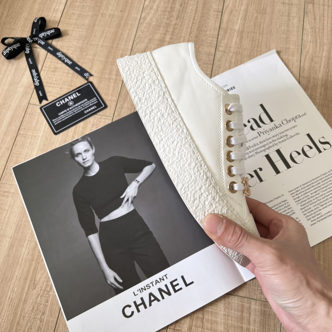 סניקרס שאנל – תמונה 9