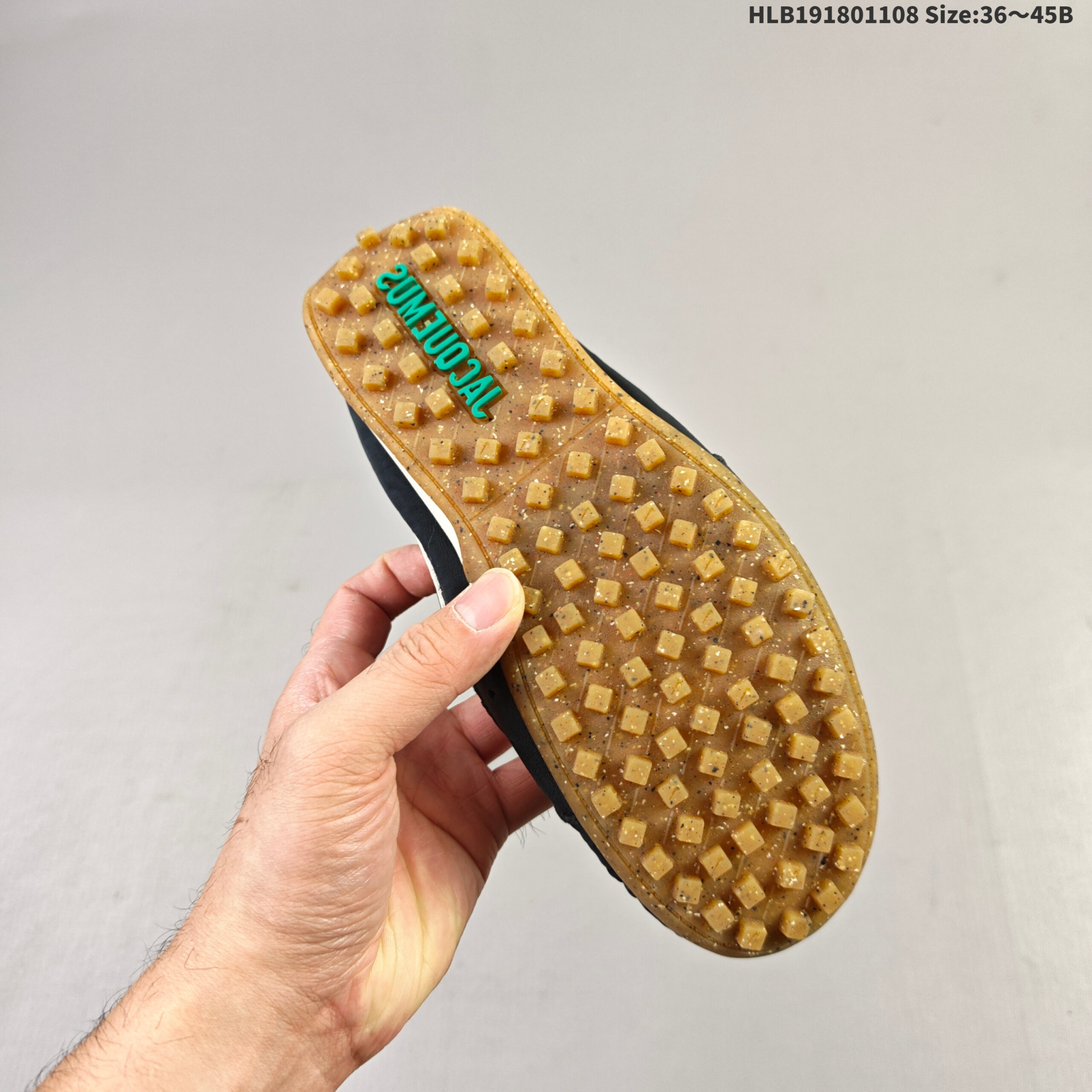 נייק בשתפ ג'קמוס – תמונה 14