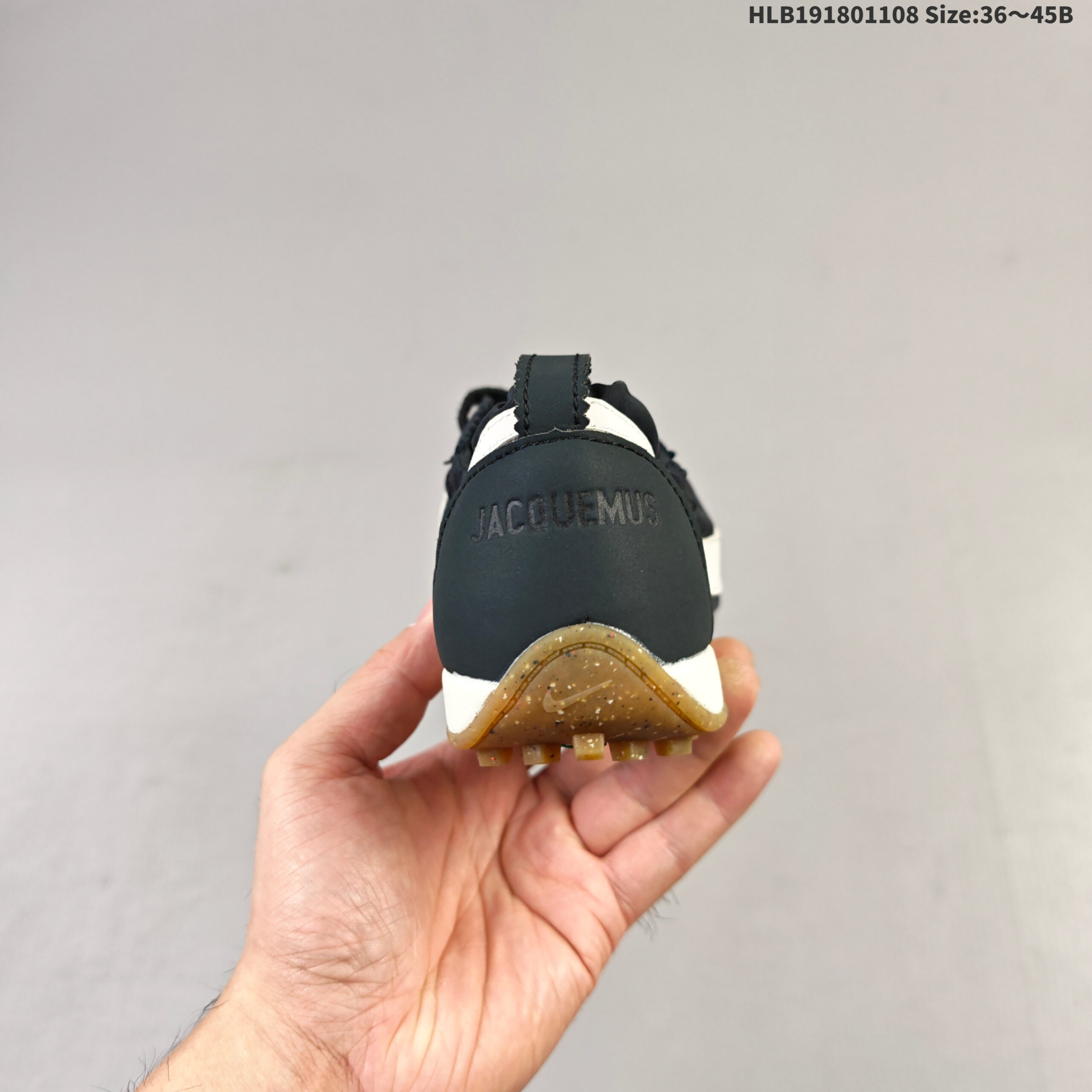 נייק בשתפ ג'קמוס – תמונה 17