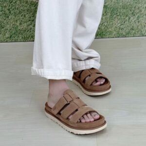 כפכפים גולדן סטאר UGG