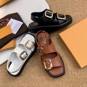 סנדלים טואוס