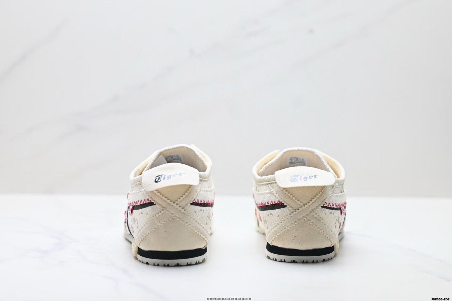 סניקרס אסיקס – תמונה 4