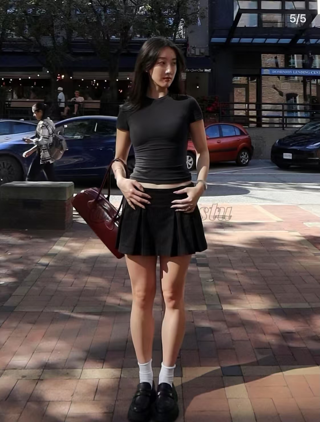 חולצה צמודה skims – תמונה 9