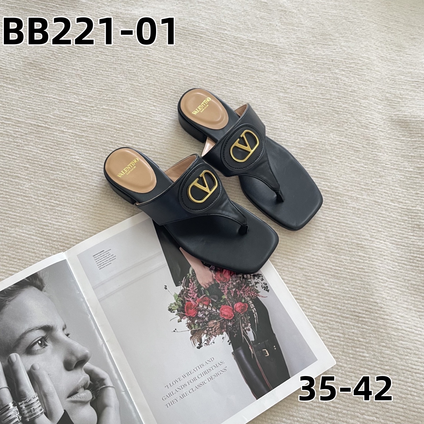 כפכפים ולנטינו – תמונה 3