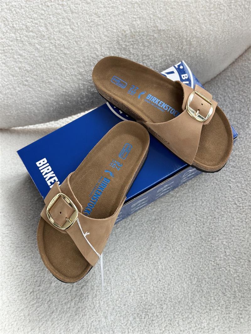 כפכפים בירקנשטוק – תמונה 14