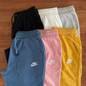 מכנסיים קצרים נייק