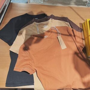 חולצה צמודה skims