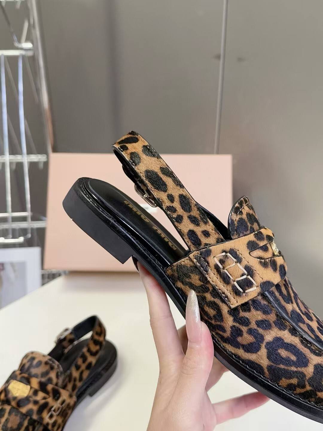 מוקסין מיו מיו – תמונה 15