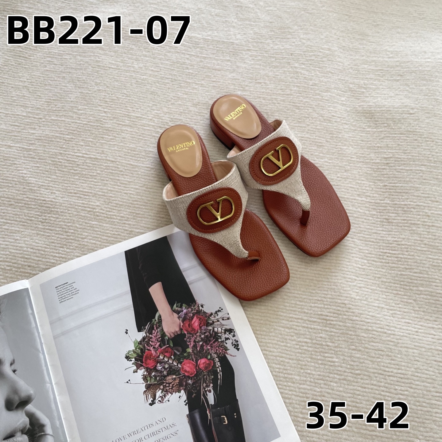 כפכפים ולנטינו – תמונה 9