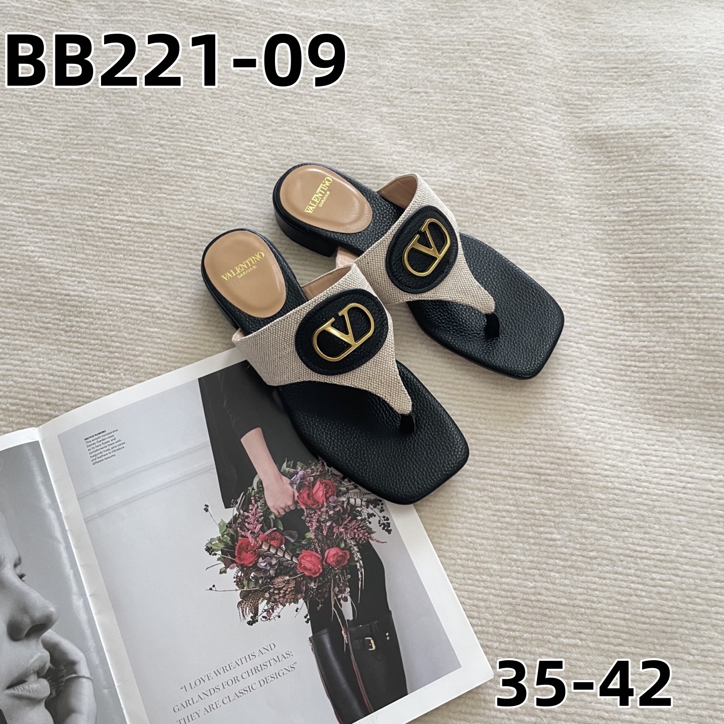 כפכפים ולנטינו – תמונה 11