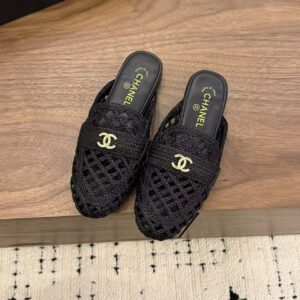 כפכפים שאנל