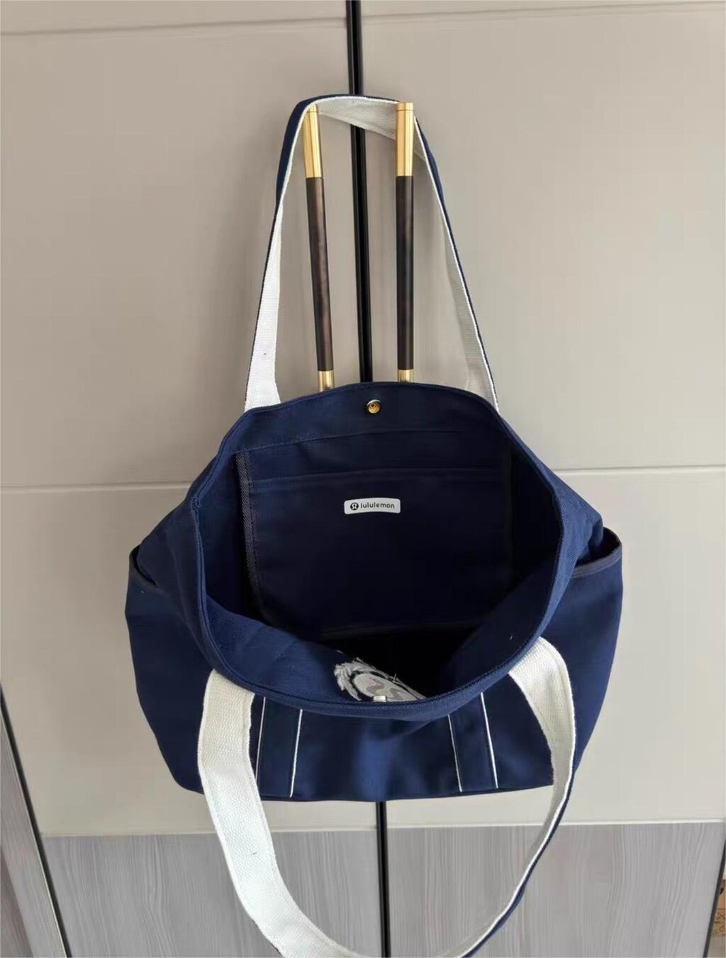 תיק ספורט לולו למון – תמונה 7