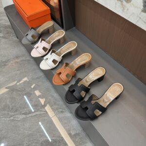 כפכפי עקב הרמס