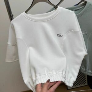 חולצה רחבה אלו יוגה