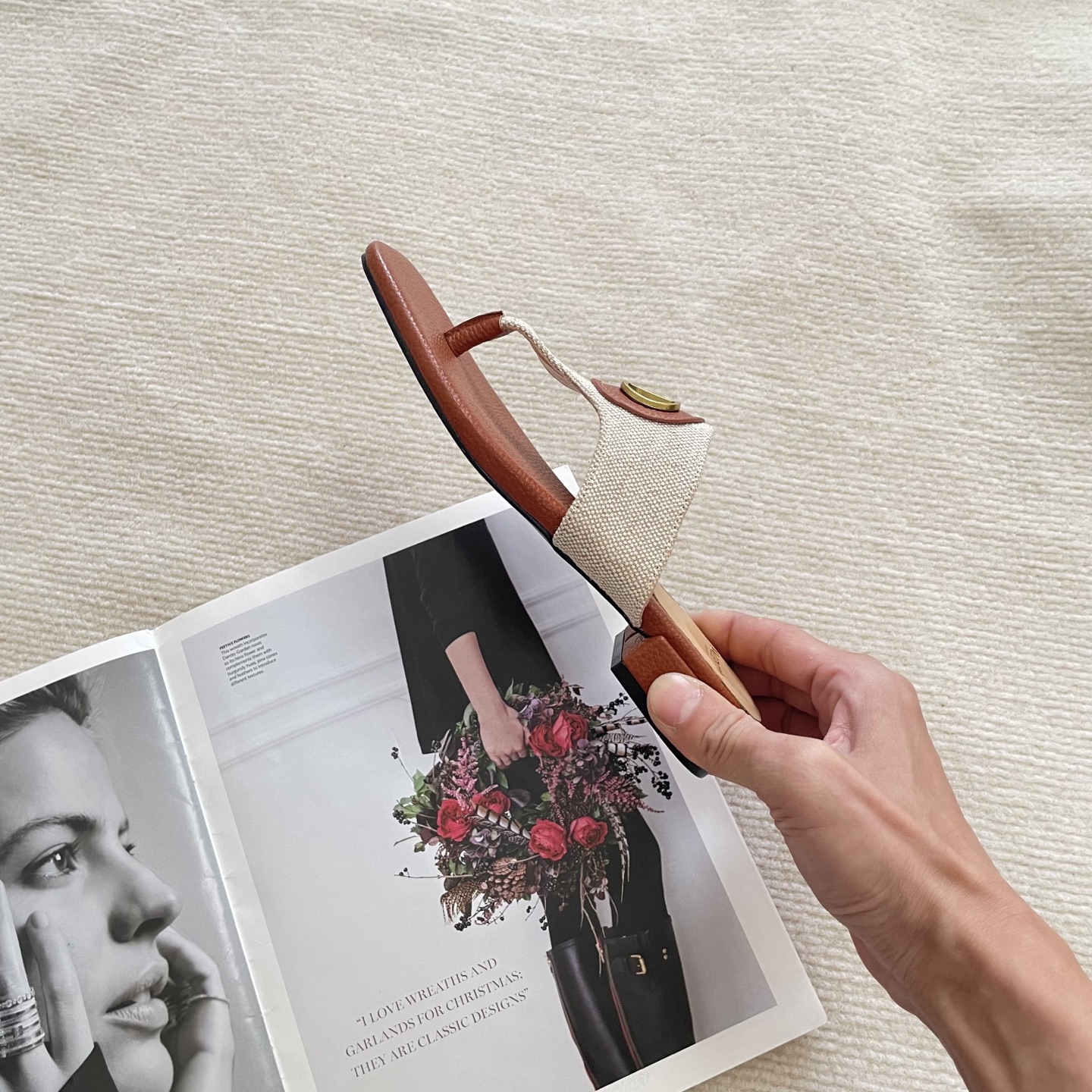 כפכפים ולנטינו – תמונה 16