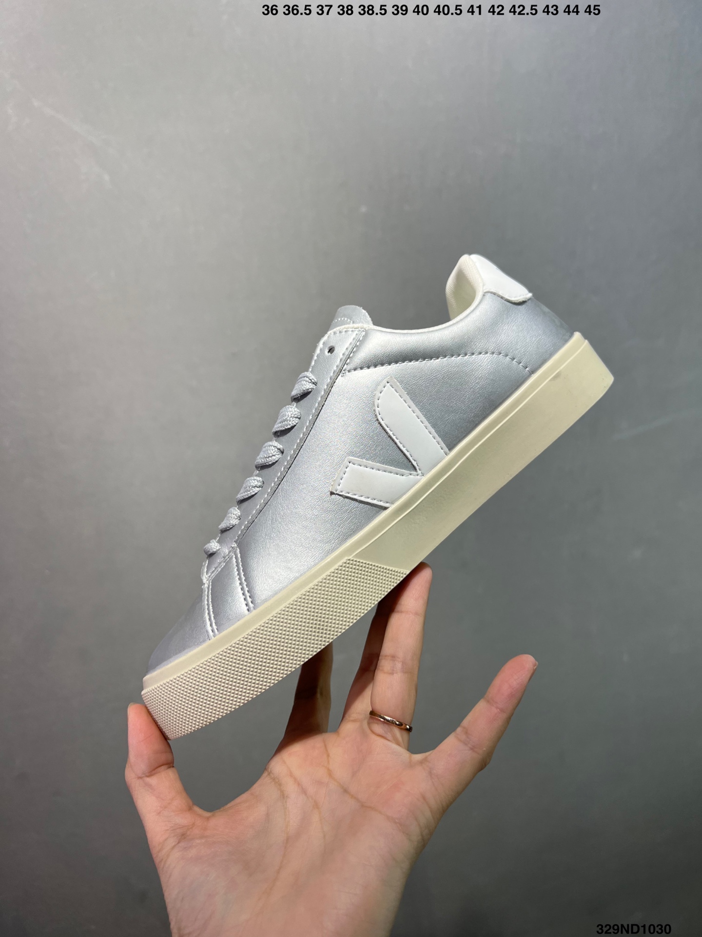 סניקרס veja – תמונה 17