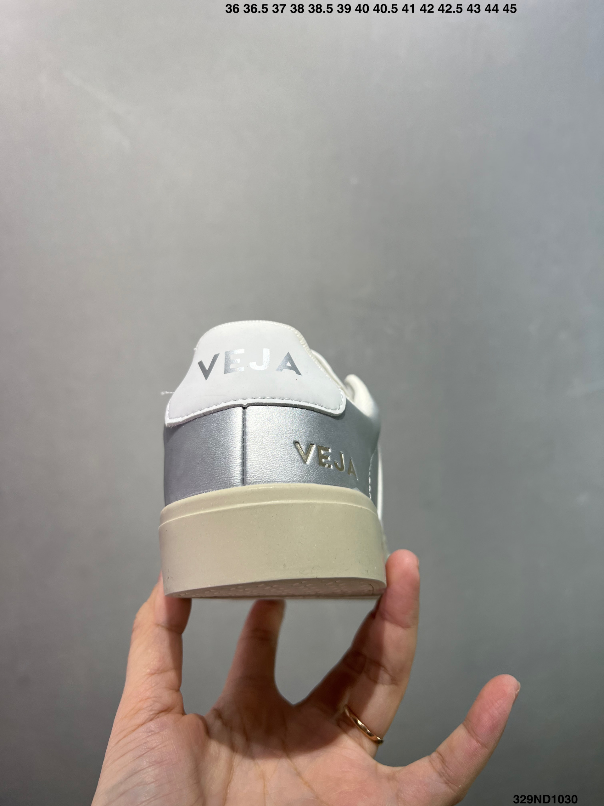 סניקרס veja – תמונה 18