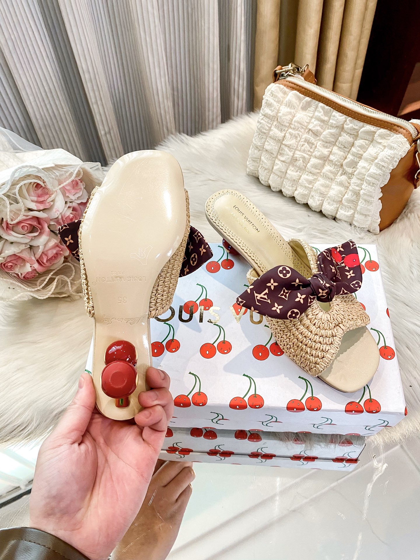 נעלי עקב לואי ויטון – תמונה 6