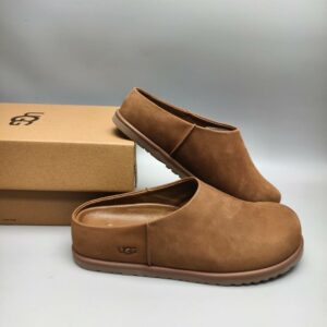 כפכפים קלאוג UGG